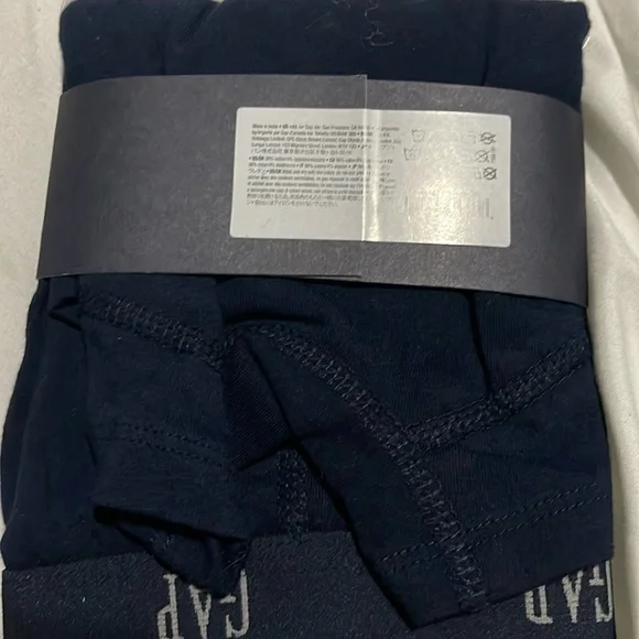 NIP- GAP- Men’s L. 3 assorted boxes - Picture 11 of 12